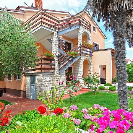 Apartments Orange 167 Novigrad  Luaran gambar