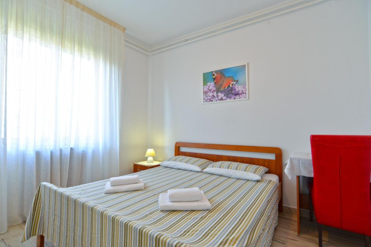 Apartments Orange 167 Novigrad  Luaran gambar
