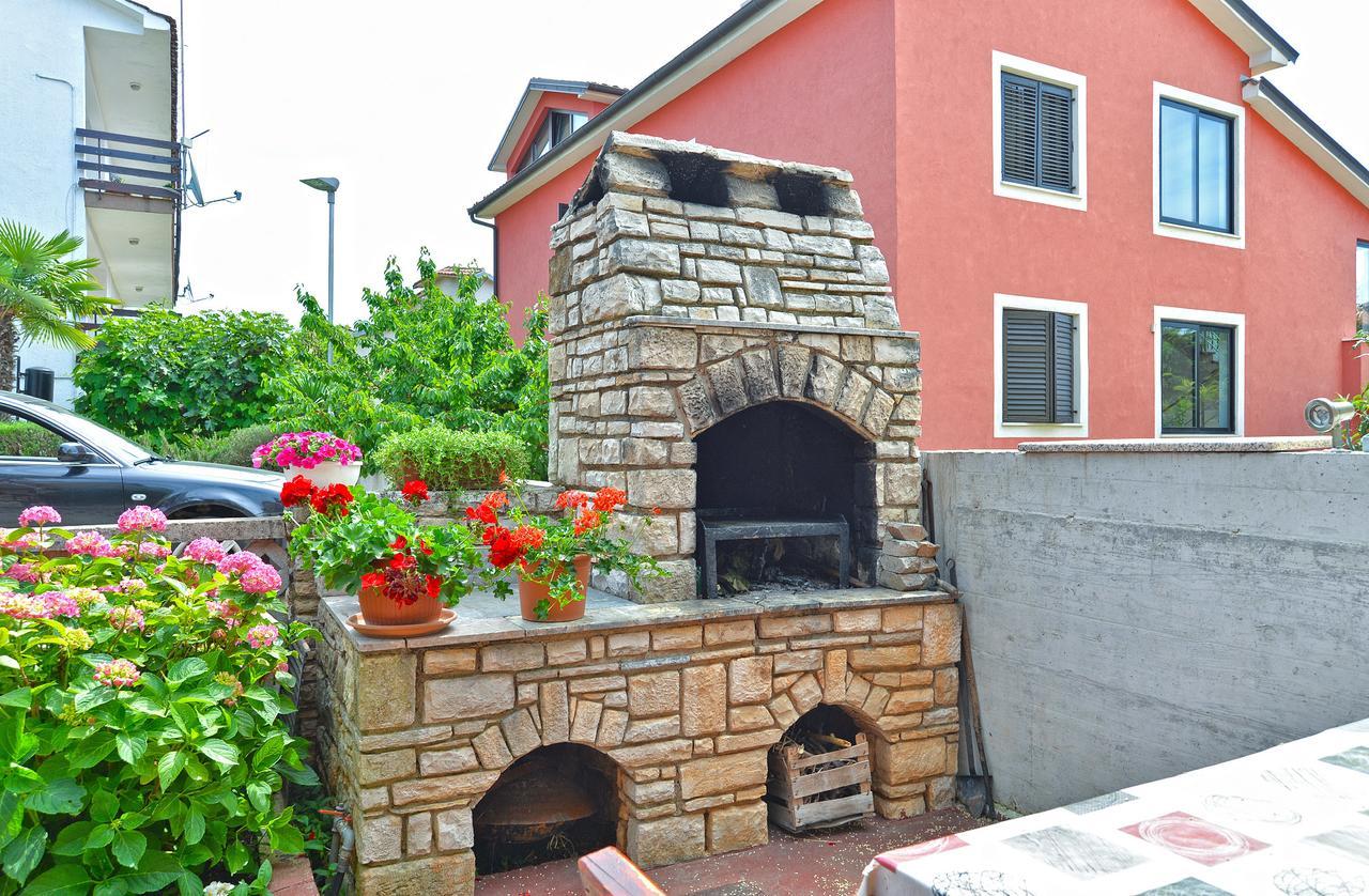 Apartments Orange 167 Novigrad  Luaran gambar