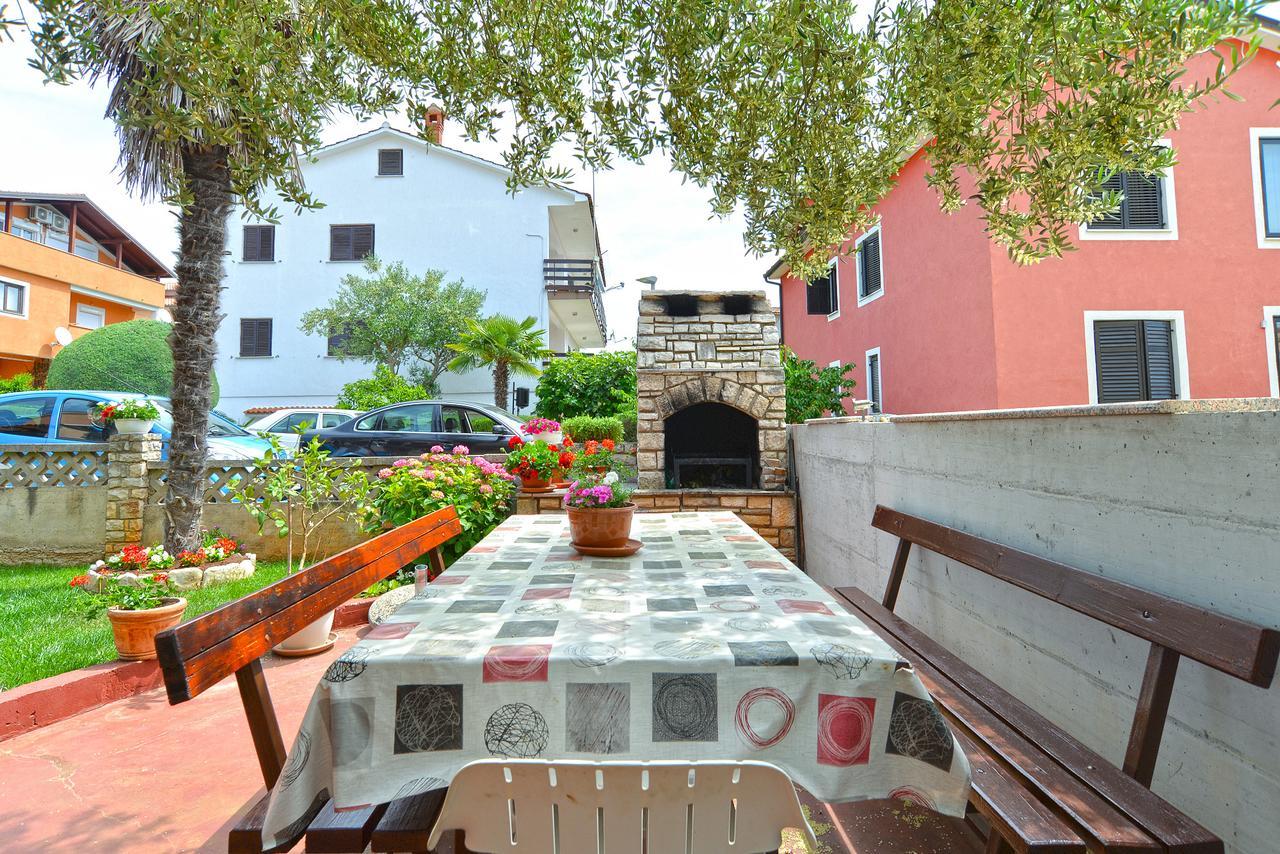 Apartments Orange 167 Novigrad  Luaran gambar
